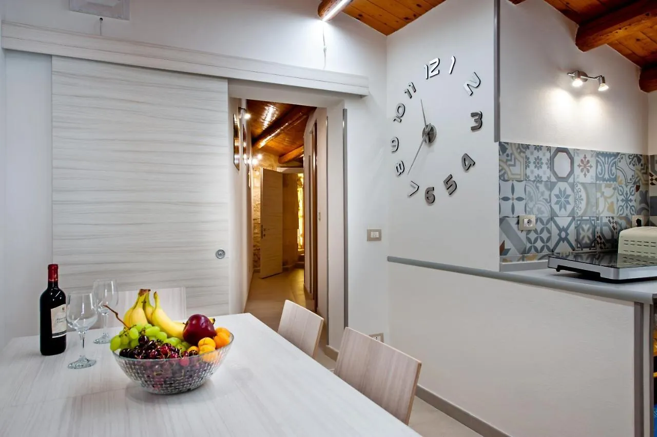Mea Apartment Noto
