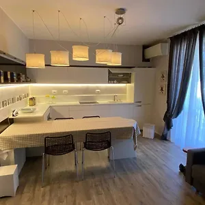  Apartment Desenzano Luxury Italien