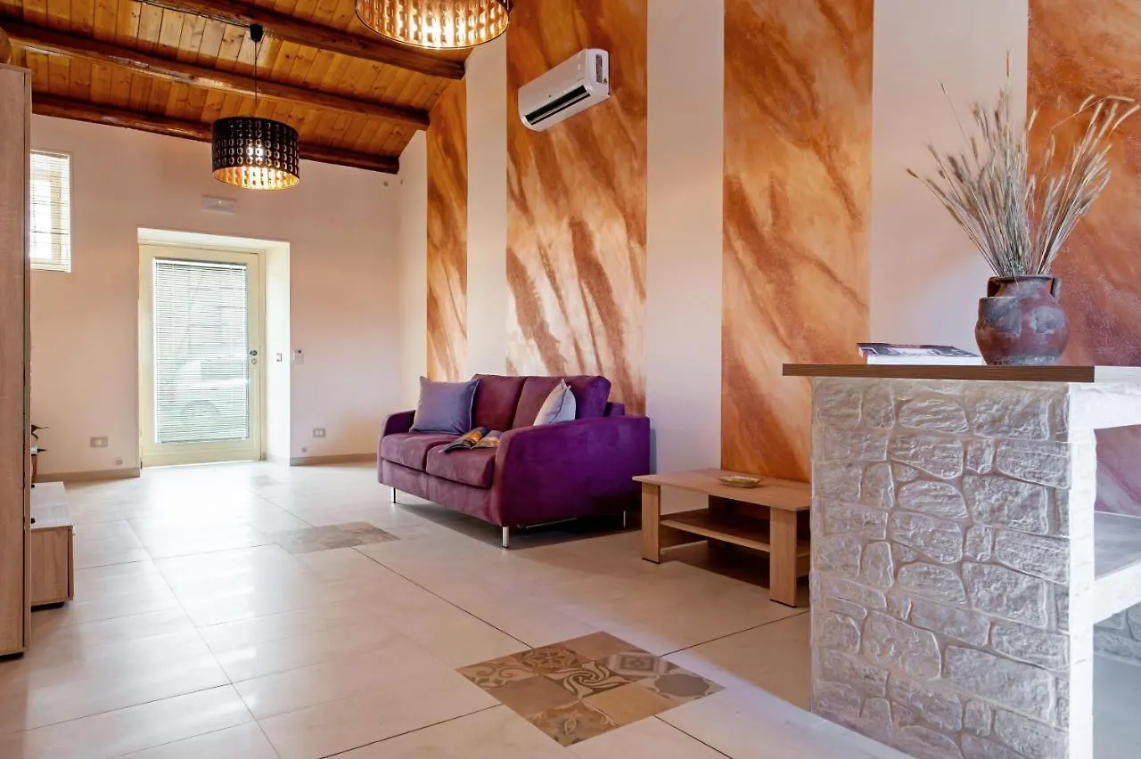 Mea Apartment Noto