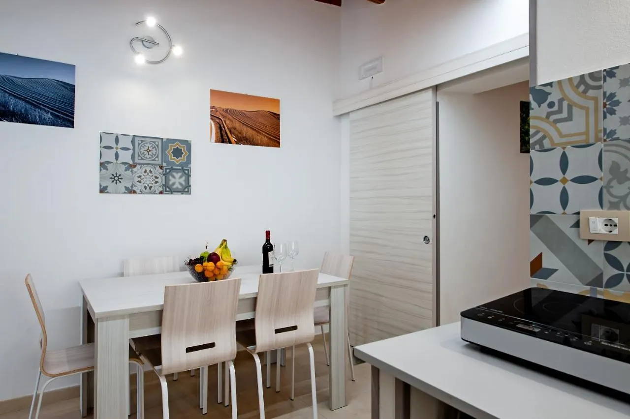 Mea Apartment Noto